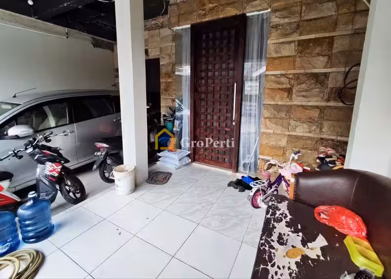 Rumah Modern di KOTA TANGERANG SELATAN, Banten - 5