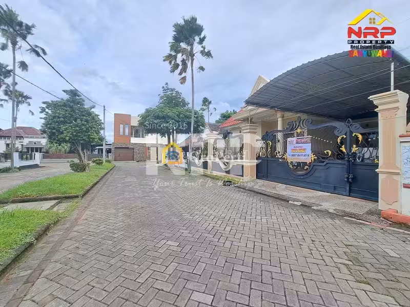 DIJUAL RUMAH EXCLUSIVE DI TAMANBARU - BANYUWANGI - 3