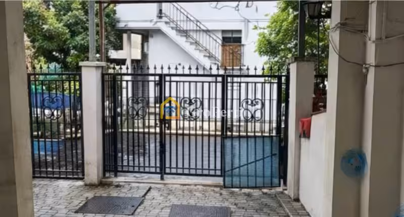 Rumah 2 Lantai Strategis Warakas Tanjung Priok – 5 Kamar Tidur & Akses Mobil - 2
