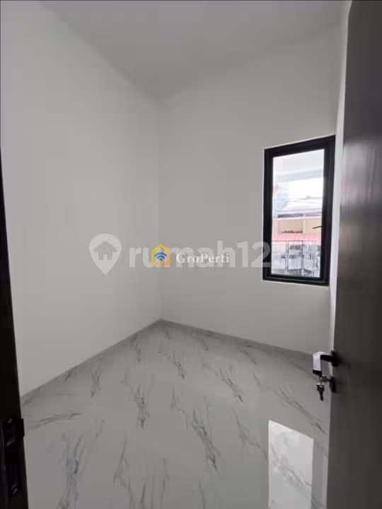 Dijual Brand New Rumah Bojong Jakbar Unit Ready Luas Tanah 100m² dan Harga Terjangkau - 5