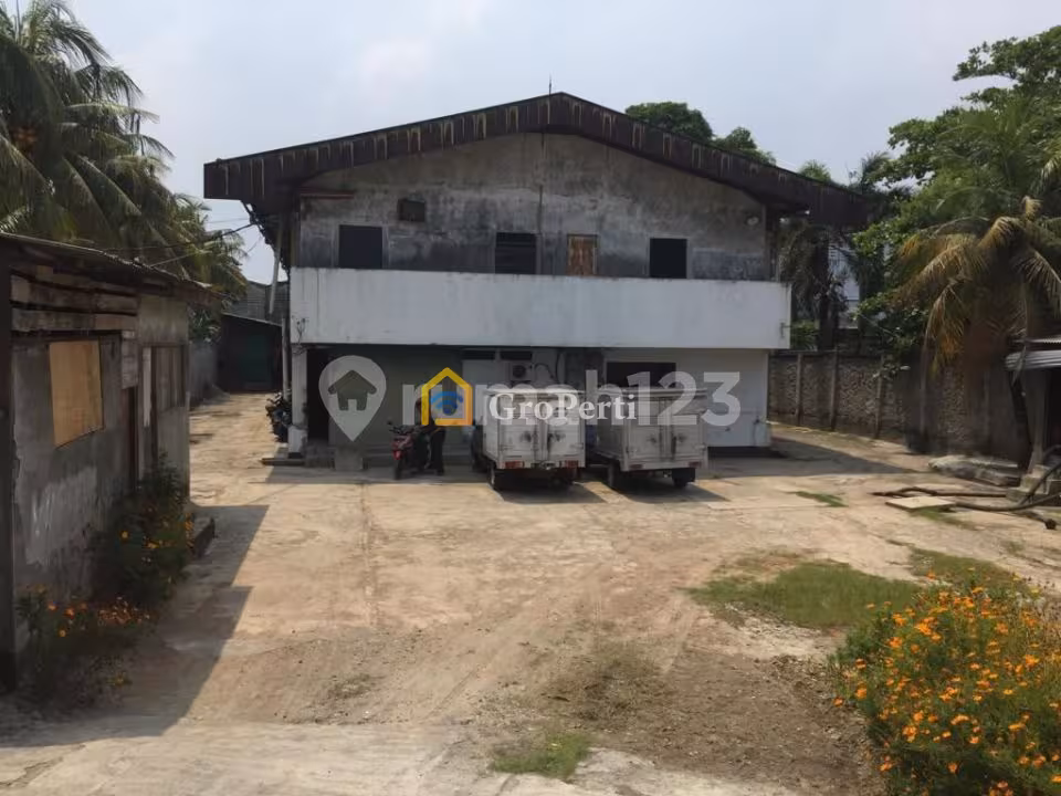 Dijual Murah! Gudang Ex Pabrik Siap Pakai Luas 2.090 M2 di Kapuk - 2