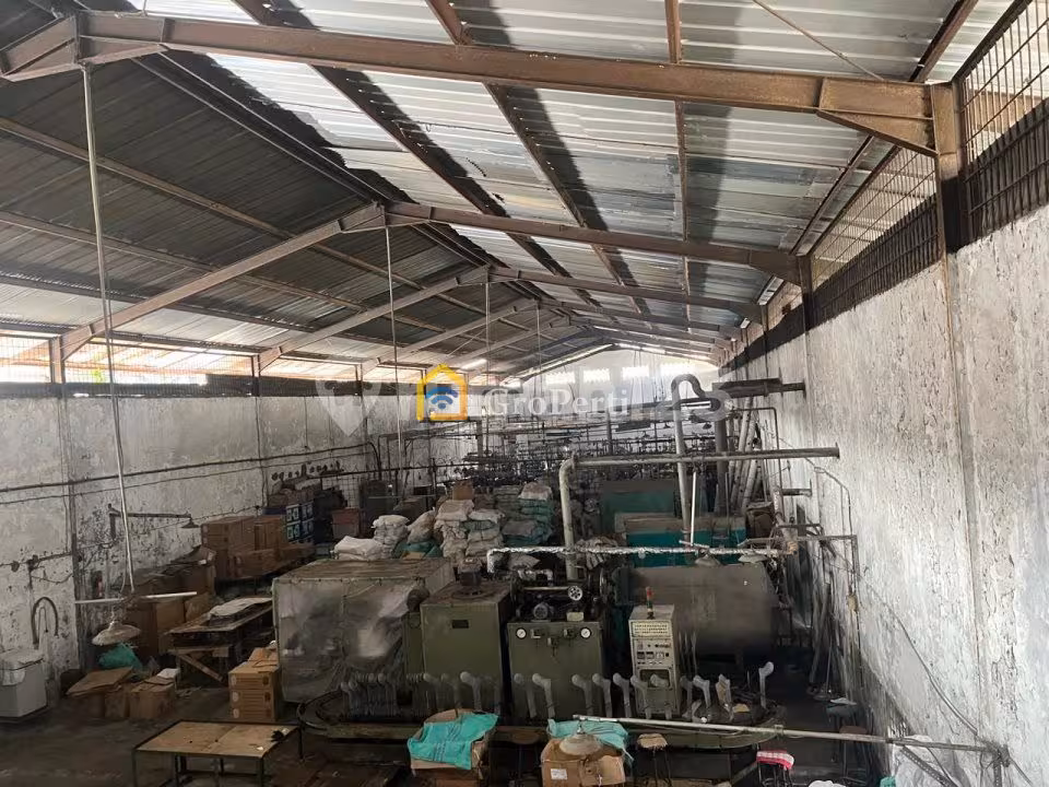 Dijual Murah! Gudang Ex Pabrik Siap Pakai Luas 2.090 M2 di Kapuk - 5