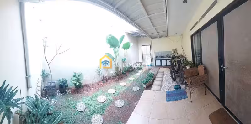  Dijual Rumah Hoek di Depok - 5