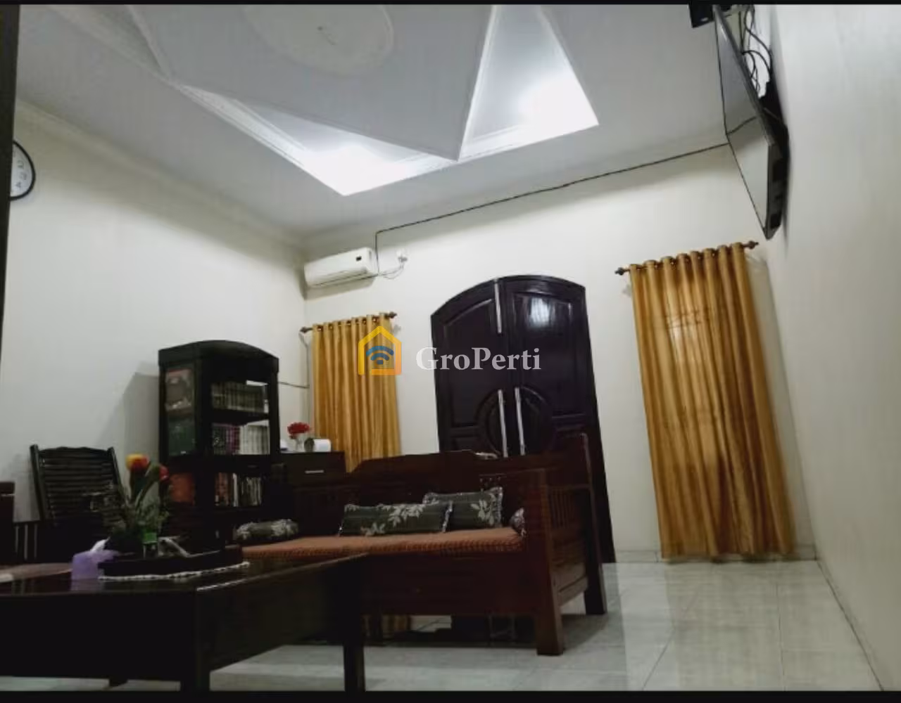 Rumah Luas 172m2 Meruya Utara – Lebar 9m, Kapasitas 4 Mobil, Strategis Dekat 4 Pintu Tol - 3