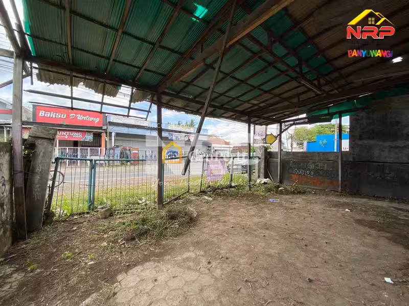 Dijual Tanah Bonus Bangunan Tepi Jalan di Jajag - Banyuwangi - 5