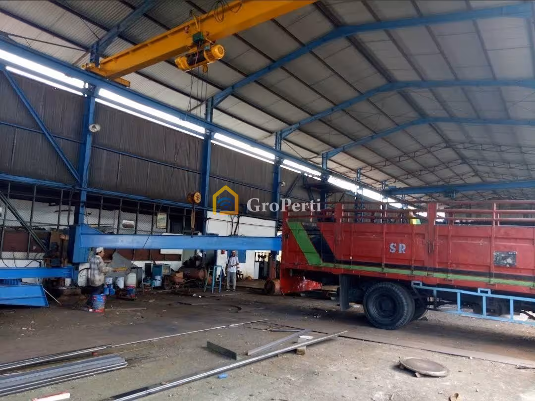 Dijual Murah Gudang Eks Workshop Area Raya Waru Gedangan Strategis - 4