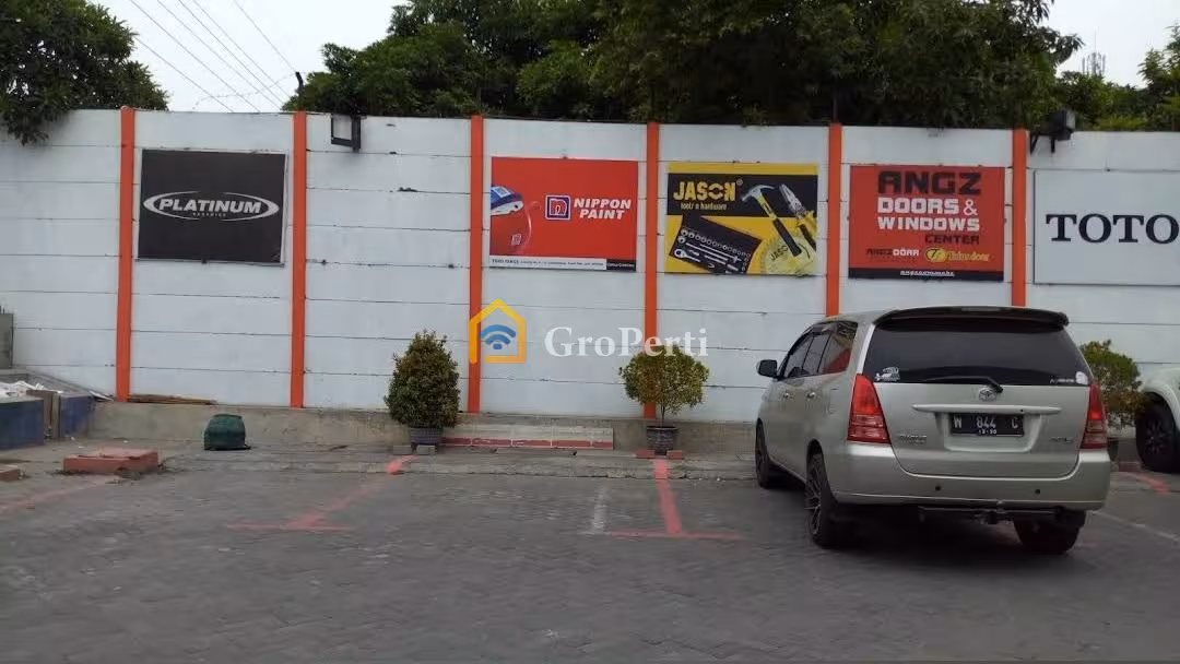 Dijual Gudang dan Showroom Jl Kartini Dekat Dengan Kabupaten Gresik - 3