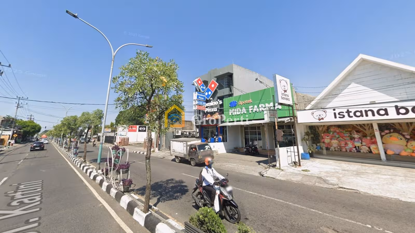 Dijual Gudang dan Showroom Jl Kartini Dekat Dengan Kabupaten Gresik - 5