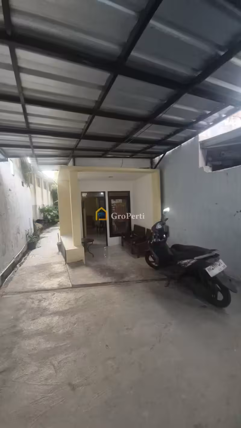 Disewa Rumah Second di Jl. Peningkatan III, Menteng Dalam, Tebet, Jakarta Selatan - 3
