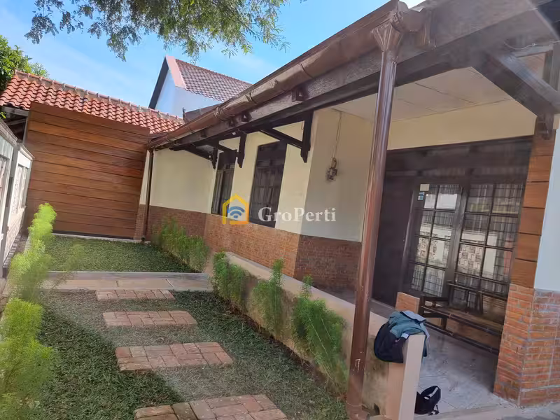 Jual Rumah Hook Pinggir Jalan Lebar 30 m, Lokasi Strategis Untuk Kantor dan Tempat Usaha - 4