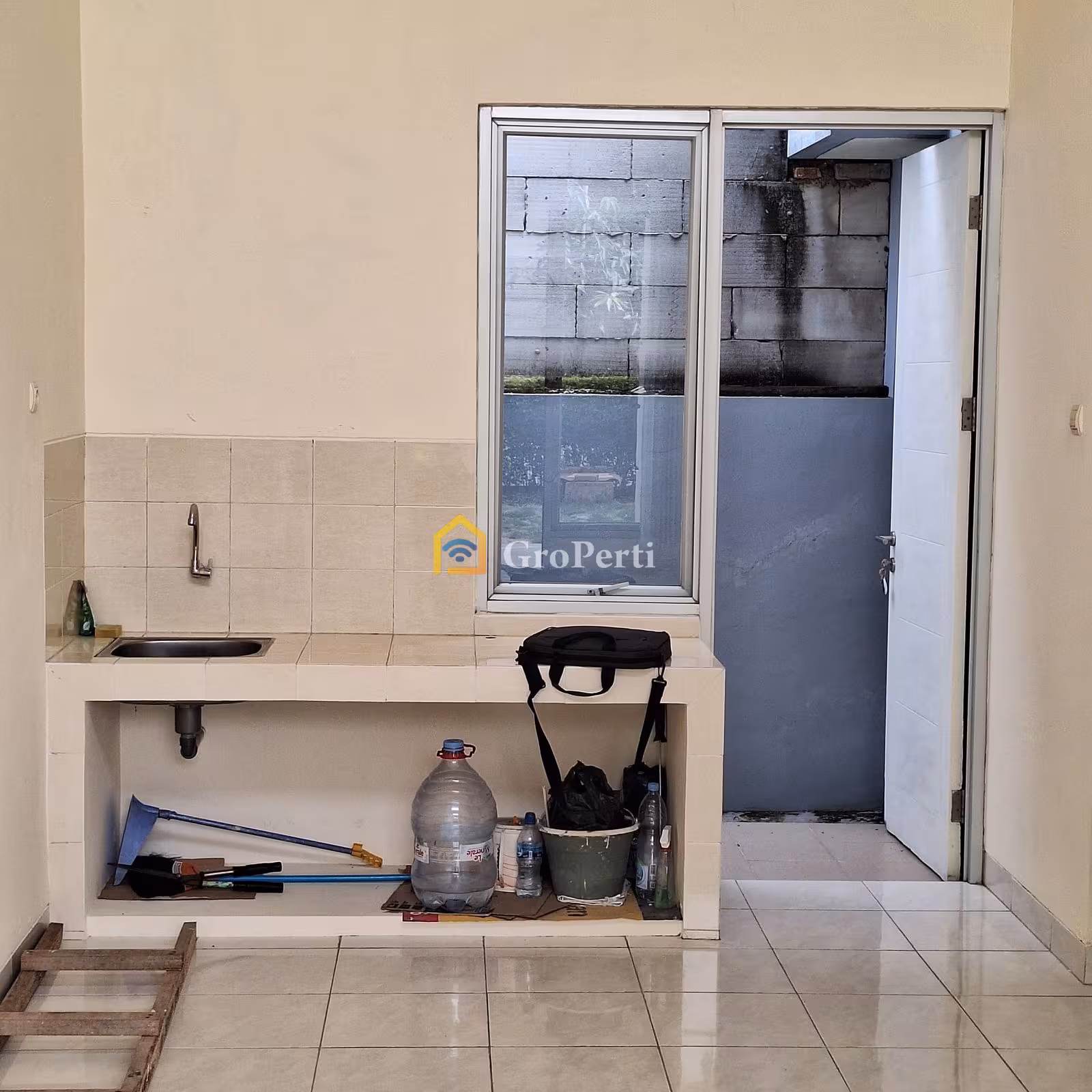 Dijual Cepat Rumah 1 Lantai Di Neo D'Java Residence Cikarang Utara - 2