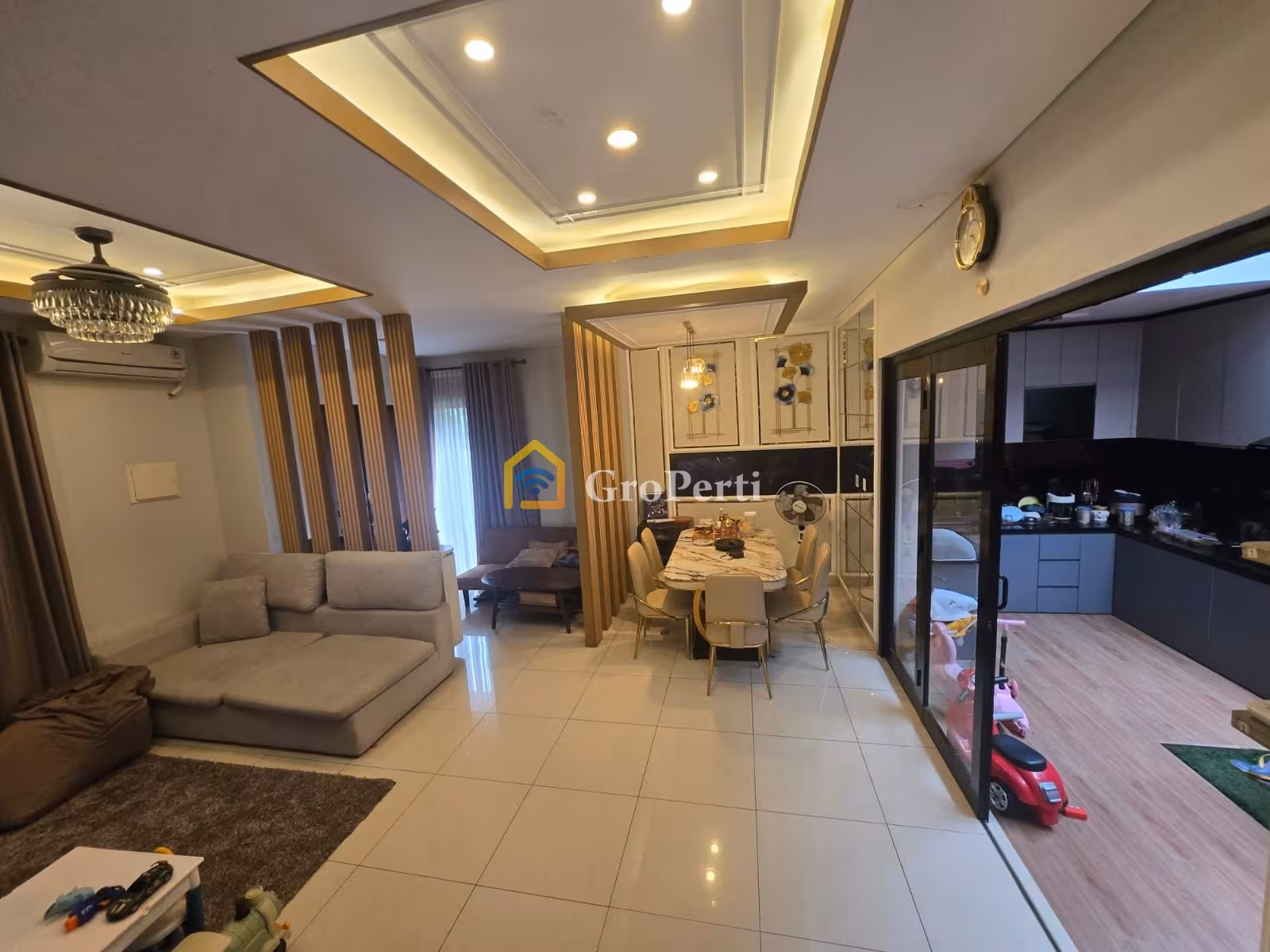 JARANG ADA! RUMAH MEWAH HOEK FULL FURNISHED SUMMARECON BEKASI – 4,4 M - 3