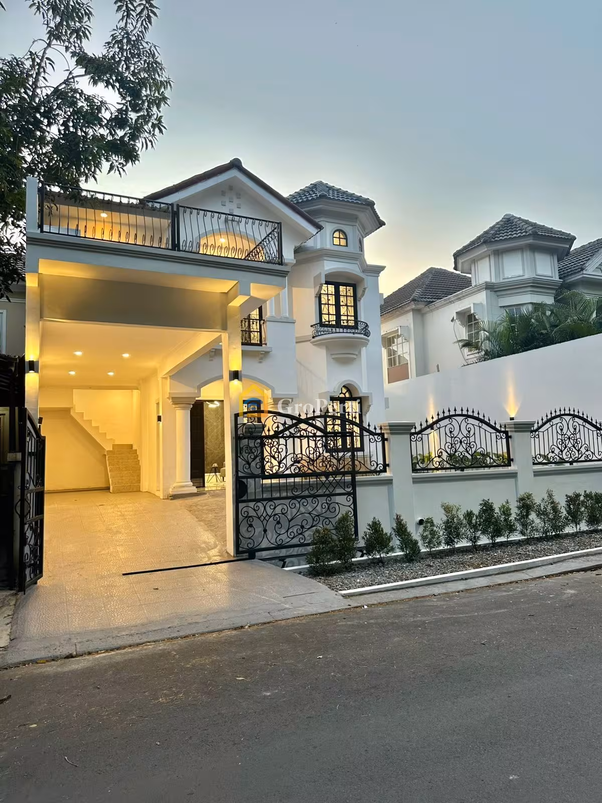 Dijual Rumah Bekas di Cluster Hawaii B-35 (Jl Boulevard), Deltamas, Sukamahi, Cikarang Pusat, Bekasi - 2