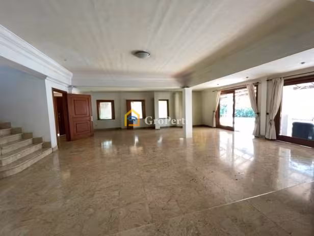 Rumah CILANDAK BARAT JAKSEL, Lokasi Strategis dengan Kondisi Baik - 4